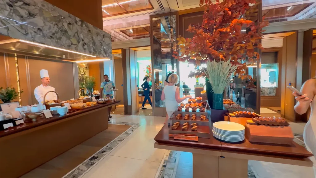 Завтрав отеле все включено