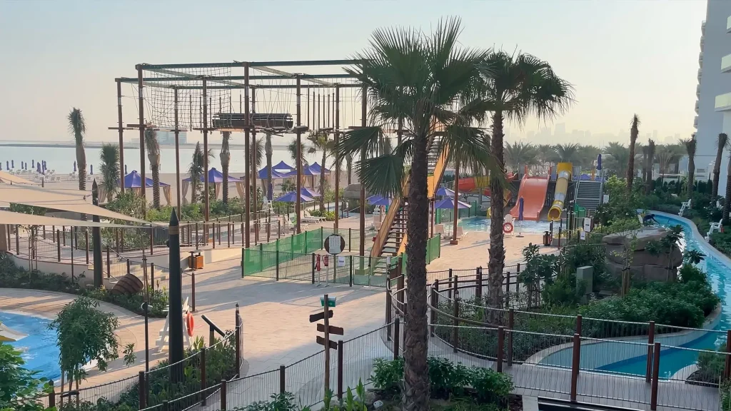 Зона отеля Centara Mirage Beach Resort