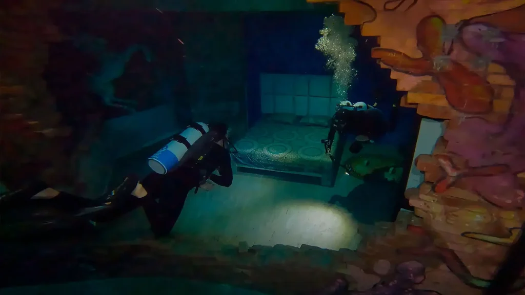 Подводный мир Deep dive Dubai