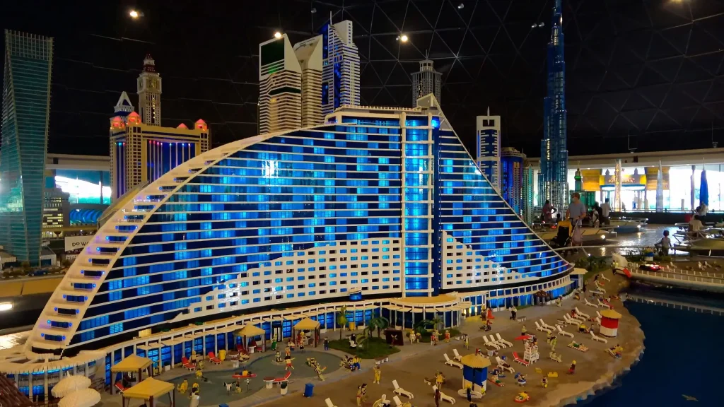 Дубай из кубиков