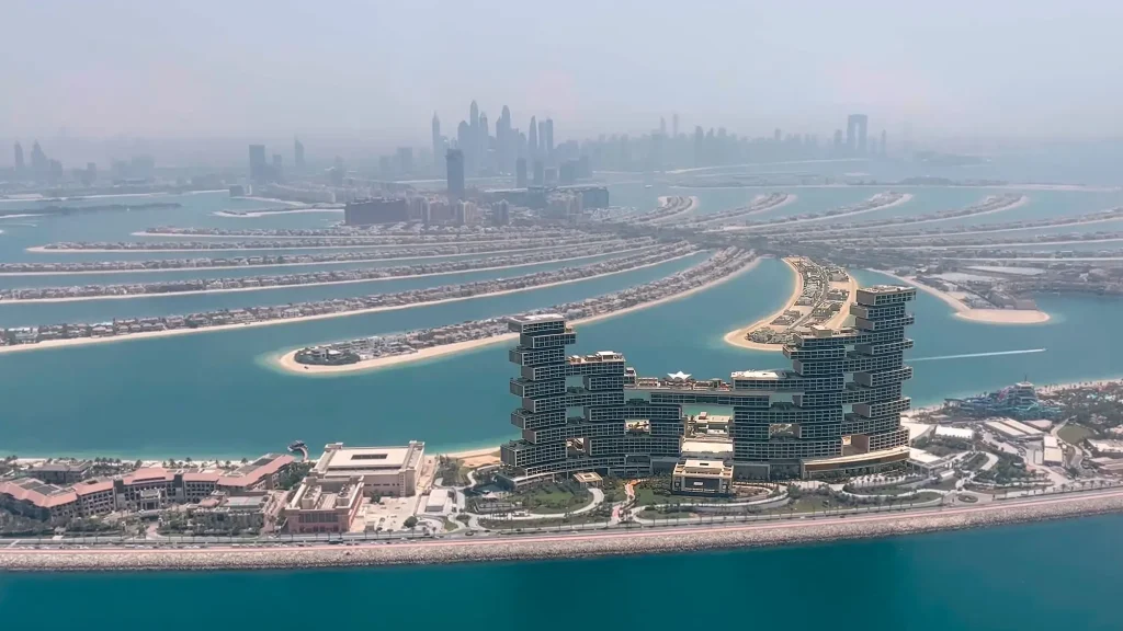 Отель с высоты полета