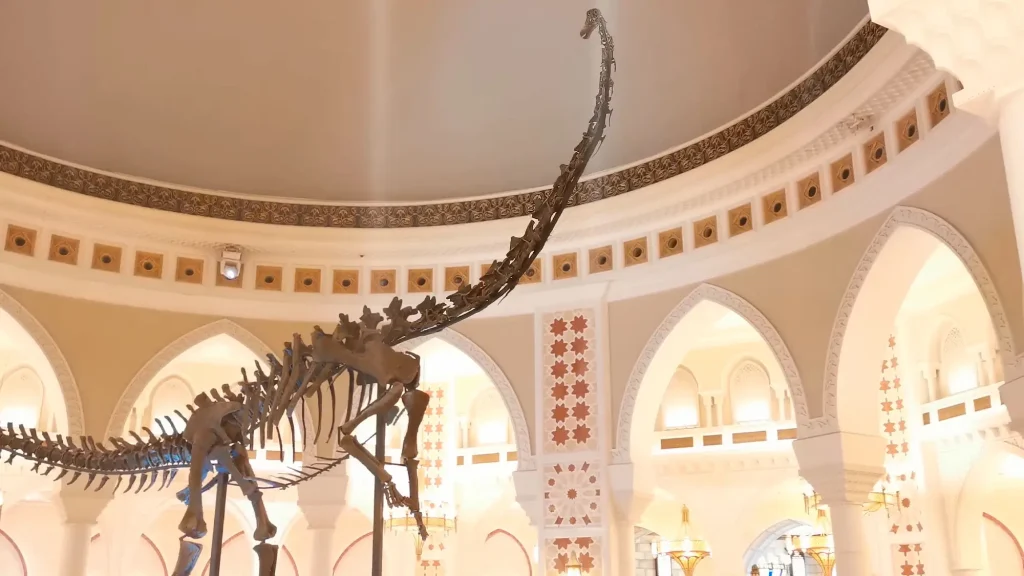 Дино Dubai Mall