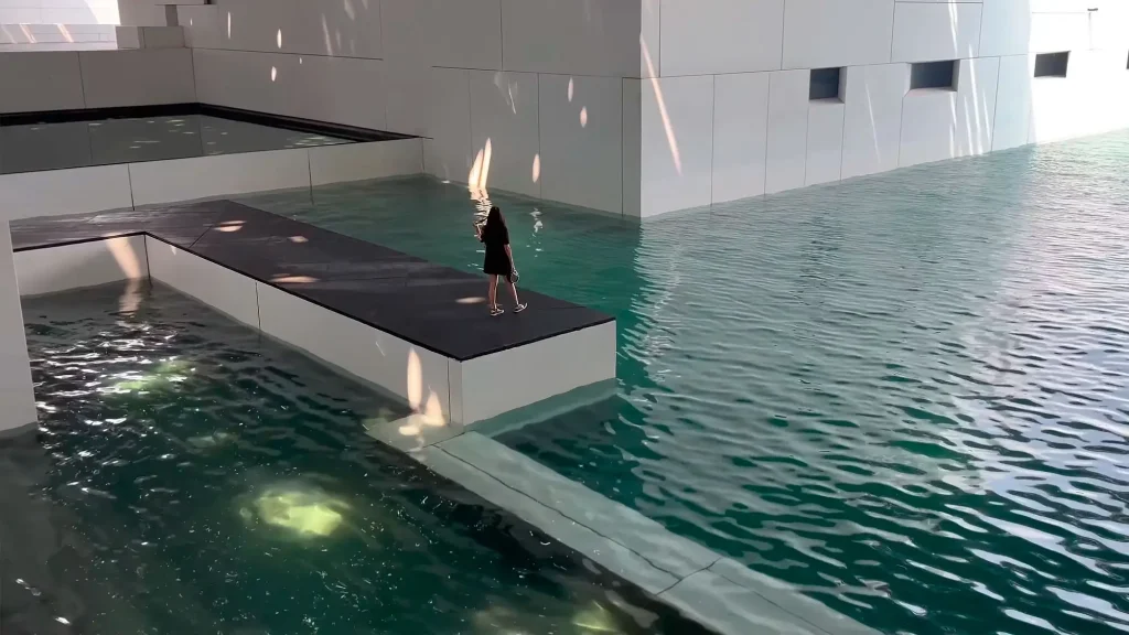 Бассейны в Лувре