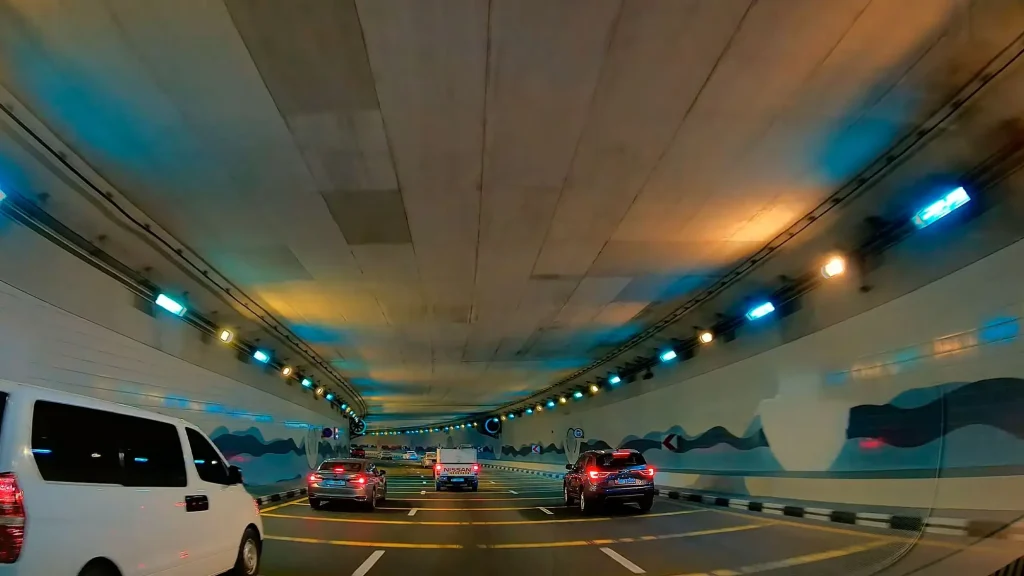 Подземный тунель на остров