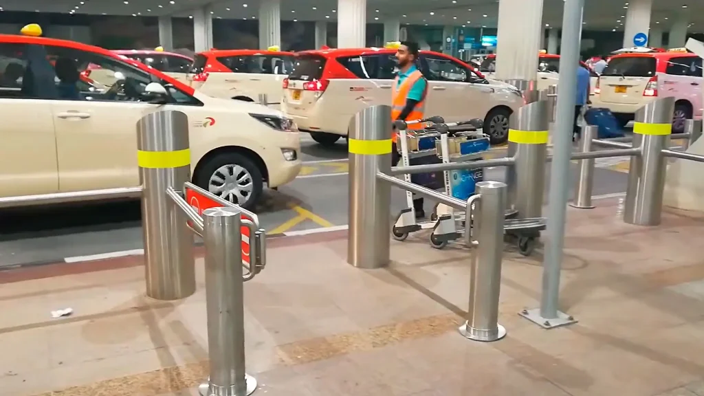 Такси в аэропорту